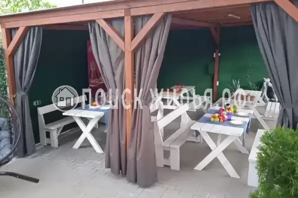 Гостевой дом «Айсберг», Вардане