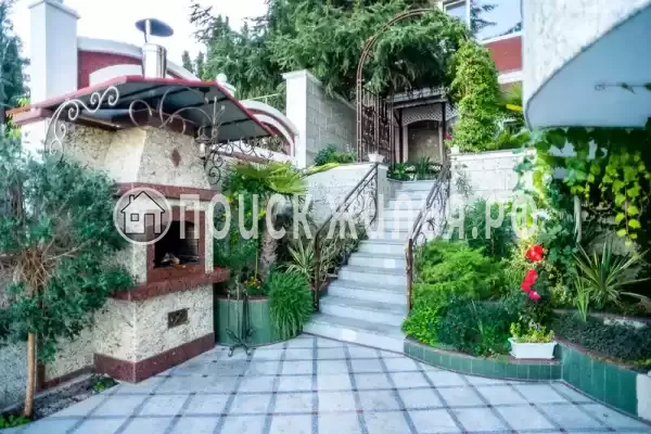 Гостевой дом «Усадьба Сад», Алушта