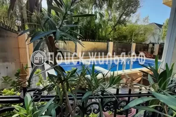 Отель «Лакис», Кабардинка