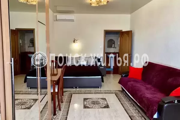 «Нинель», Геленджик