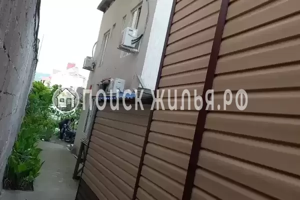 «В 50 метрах от моря», Адлер