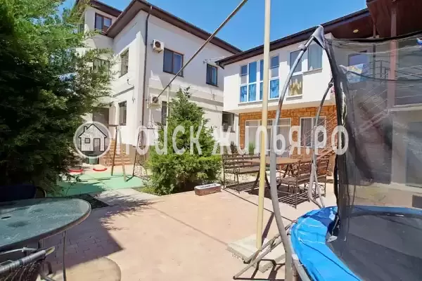 Частный сектор «Коттедж Четыре сезона»