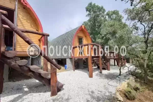 «Деревня хоббитов», Кацивели