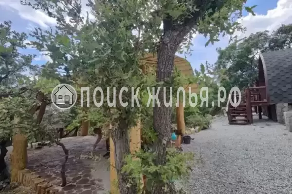 «Деревня хоббитов», Кацивели