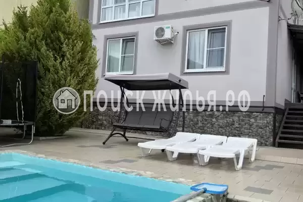 Частный сектор «Дом с бассейном»