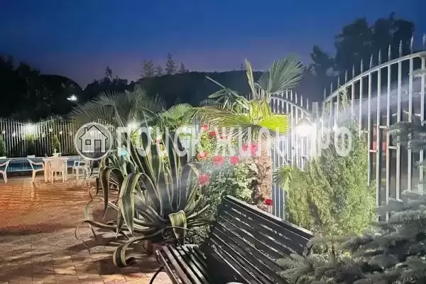 «Горная орхидея», Лоо