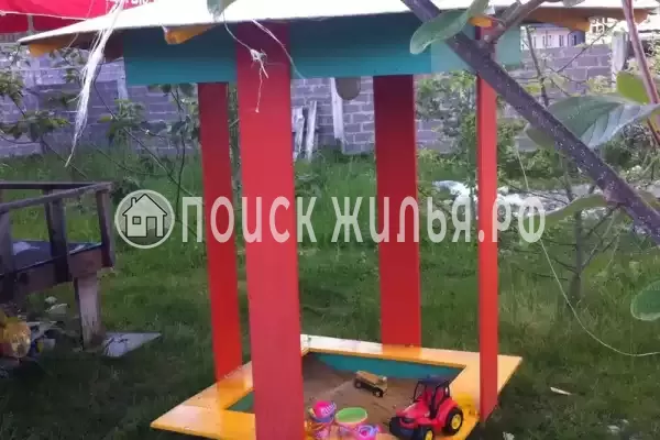 «Хобза Вилла», Лоо