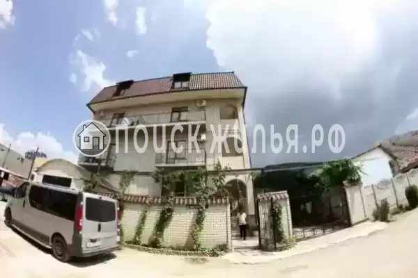 «Атаман», Республика Крым, Судак, Учителей, д.18