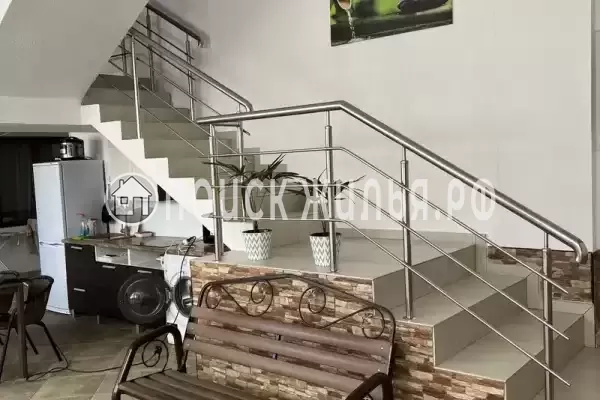 «На Урицкого», Сириус