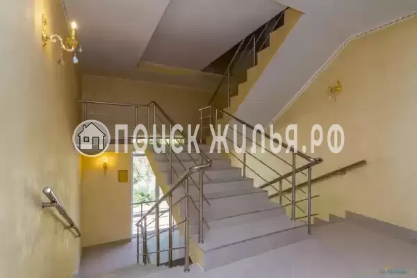 Гостиница «Золотая корона», Пляхо