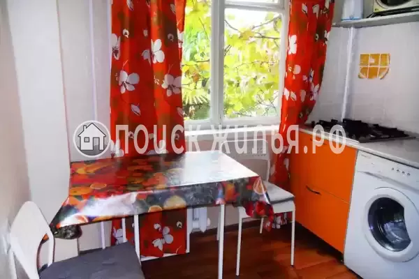 Квартира «Двухкомнатная квартира в центре на 5 человек», Сочи Квартира «Двухкомнатная квартира в центре на 5 человек», Сочи