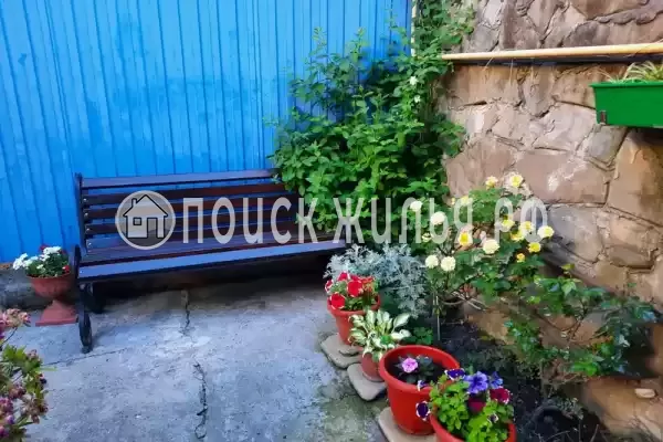 «На Полевой», Сириус