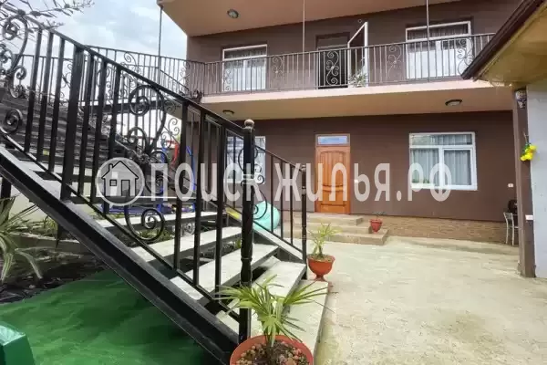 «Уютный дворик», Лоо