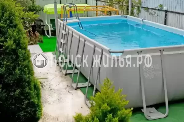 «Уютный дворик», Лоо