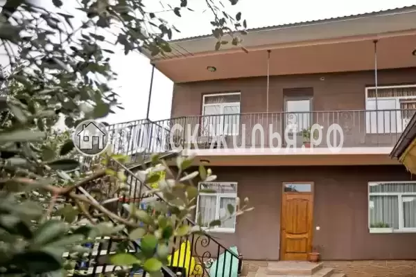 «Уютный дворик», Лоо