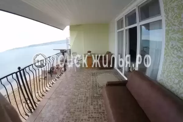 «Эллинг Бриз», Феодосия «Эллинг Бриз», Феодосия