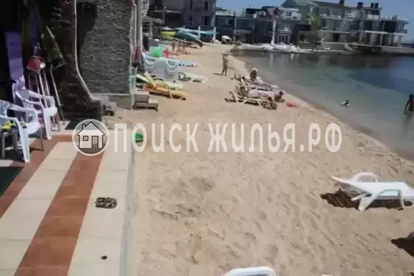 «Эллинг Бриз», Феодосия «Эллинг Бриз», Феодосия