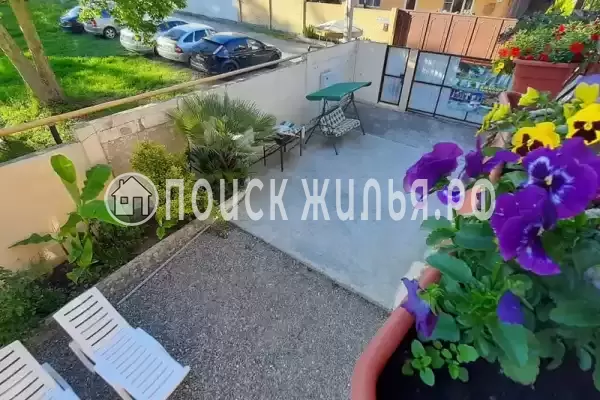 «Виктория», Лоо