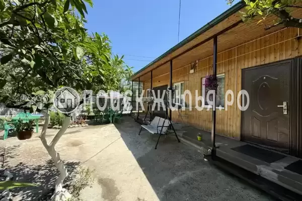 Гостевой дом «У Гарика», Республика Абхазия, Псырцха, Лазба (Абовяна), д.11