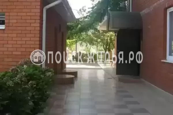 Гостевой дом «У тюльпанового дерева», Головинка Гостевой дом «У тюльпанового дерева», Головинка