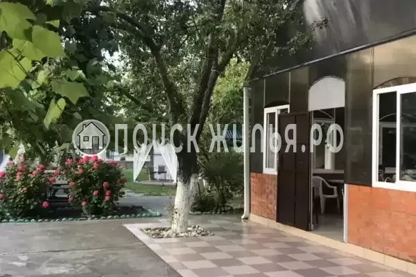 Гостевой дом «У тюльпанового дерева», Головинка Гостевой дом «У тюльпанового дерева», Головинка