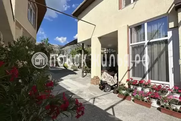 «Элина», Краснодарский край, Кабардинка, Коллективная, д.36 «Элина», Краснодарский край, Кабардинка, Коллективная, д.36