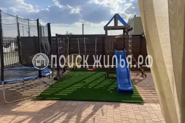 «Акрос», Феодосия