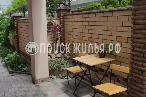 «Под шелковицей», Анапа «Под шелковицей», Анапа