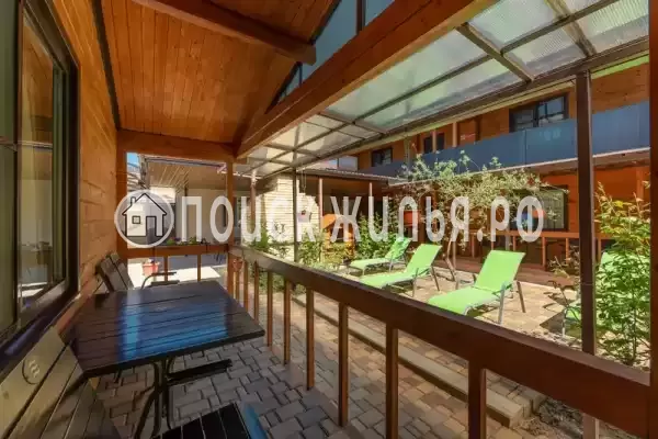 «Viktoriya», Сукко