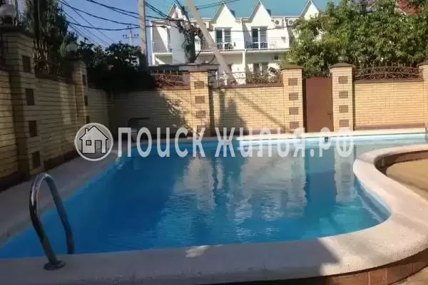 «На лазурной 10», Витязево