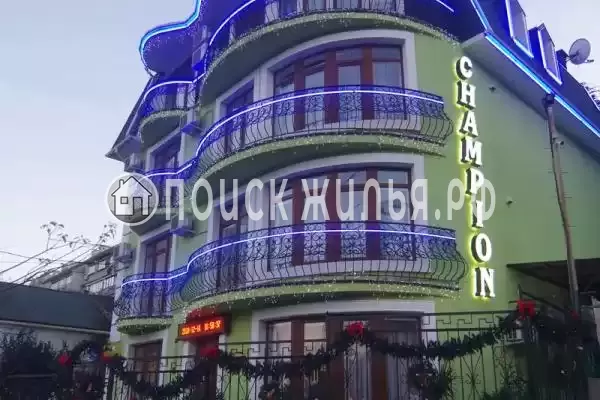 Гостевой дом «Champion», Республика Крым, Алушта, Саранчева, д.37 Гостевой дом «Champion», Республика Крым, Алушта, Саранчева, д.37