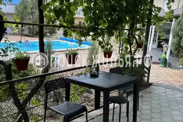 «Белая лебедь», Кабардинка