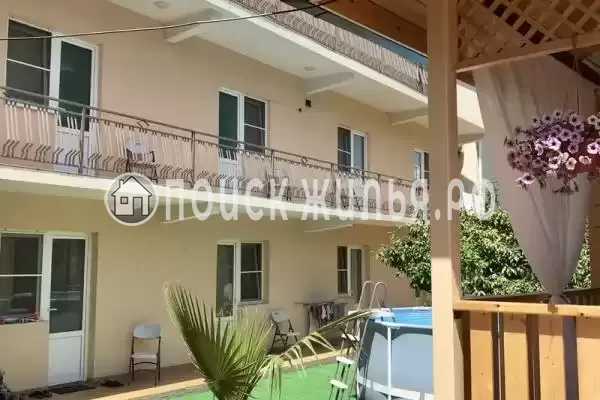 «Пальмовый двор», Адлер