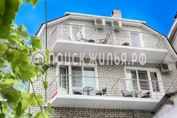 Гостевой дом "Lovely Place", Геленджик, ул. Островского, д. 70А