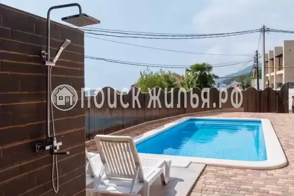 «L-Hotel», Лазаревское