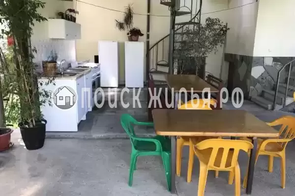 «У моря», Вишневка