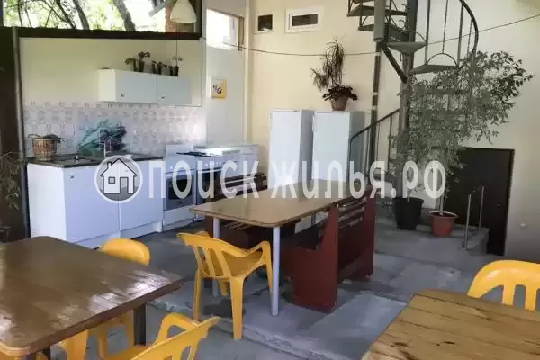 «У моря», Вишневка