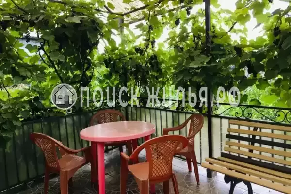 Гостевой дом «Лоза», Гагра