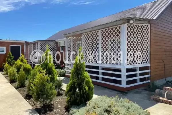 «Семейный», Кучугуры «Семейный», Кучугуры