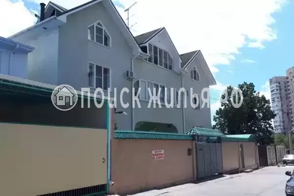 «На Изумрудной»