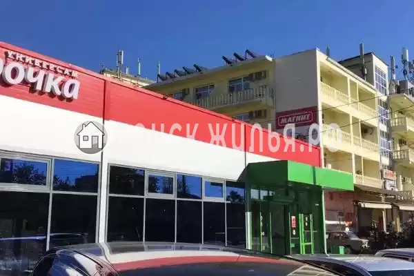 «Виктория», Лоо