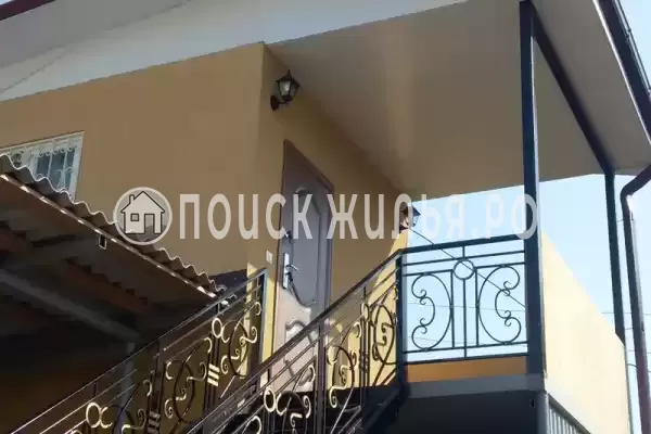 Гостевой дом "Артур и Грета", Сухум, ул. Железнодорожная, д. 7