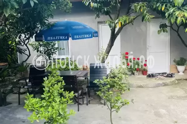 Частный сектор «5 минут до моря», Гагра