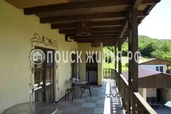 «В долине», Береговое