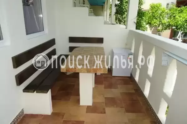 Отель «Бунгало», Лдзаа