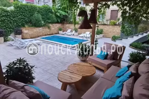 «Юник», Адлер «Юник», Адлер