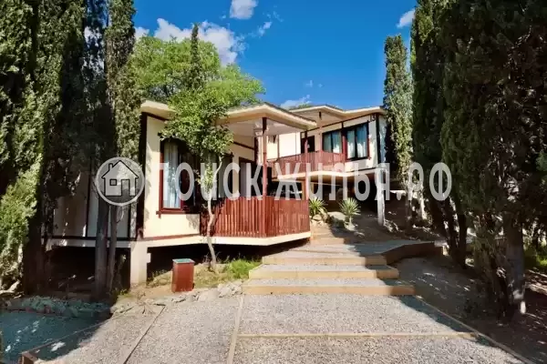 «Зеленый Мыс», Алупка