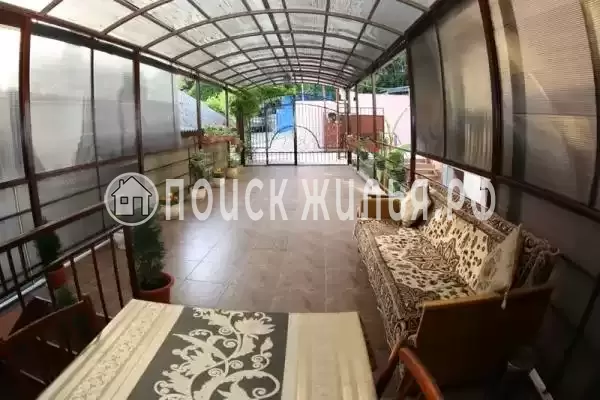 «В гостях у Валентины», Лоо