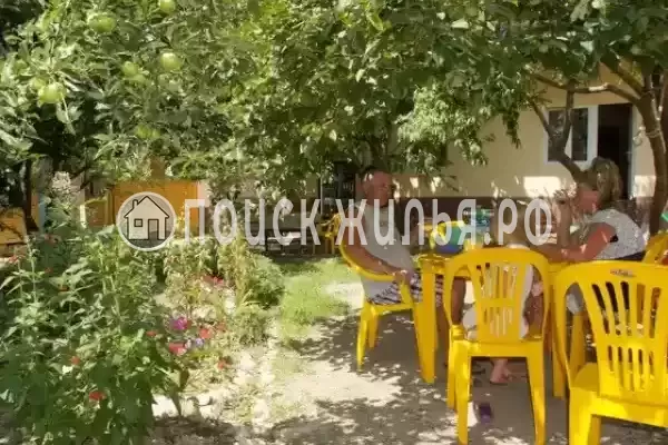 Гостевой дом «Сосновый двор», Ольгинка