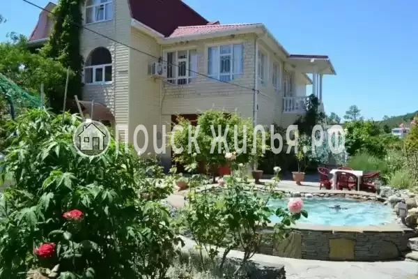 «Уют», Новомихайловский